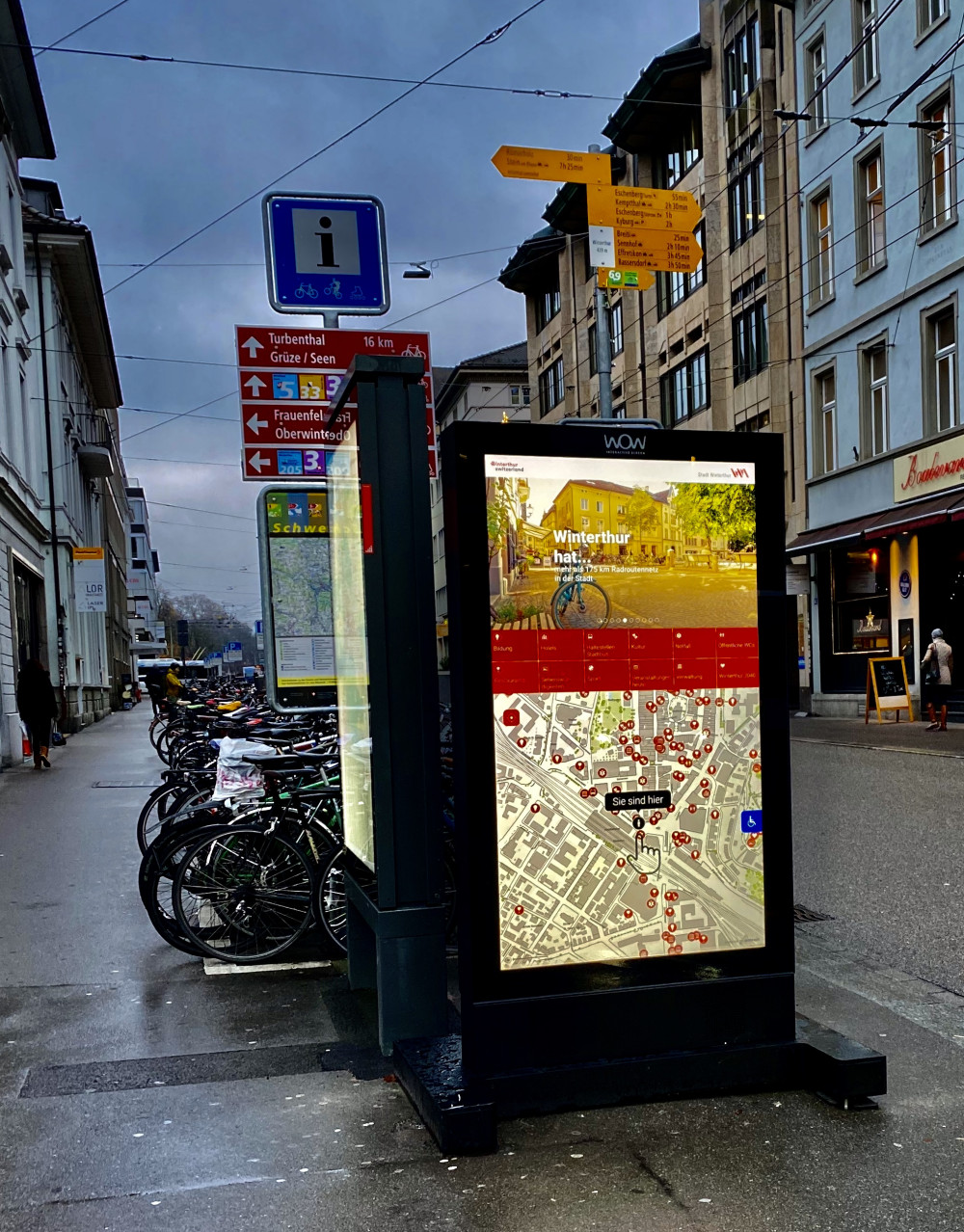 Digitale Informations-Stelen bei Winterthur und St.Gallen erfolgreich im Einsatz Digitale Informations-Stelen bei Winterthur und St.Gallen erfolgreich im Einsatz